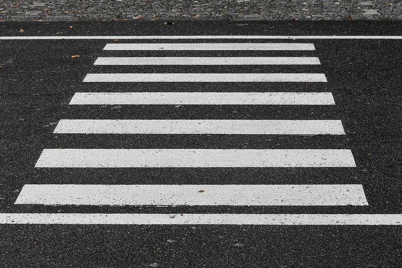 Marquage au sol : l’élément que tout le monde oublie