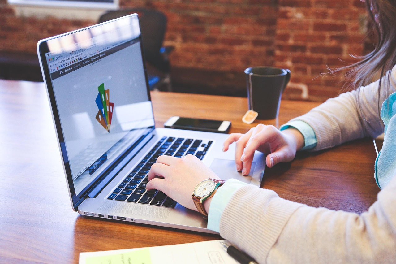 découvrez le rôle et les missions d'un comité d'entreprise : composition, avantages pour les salariés et impact sur la vie en entreprise.