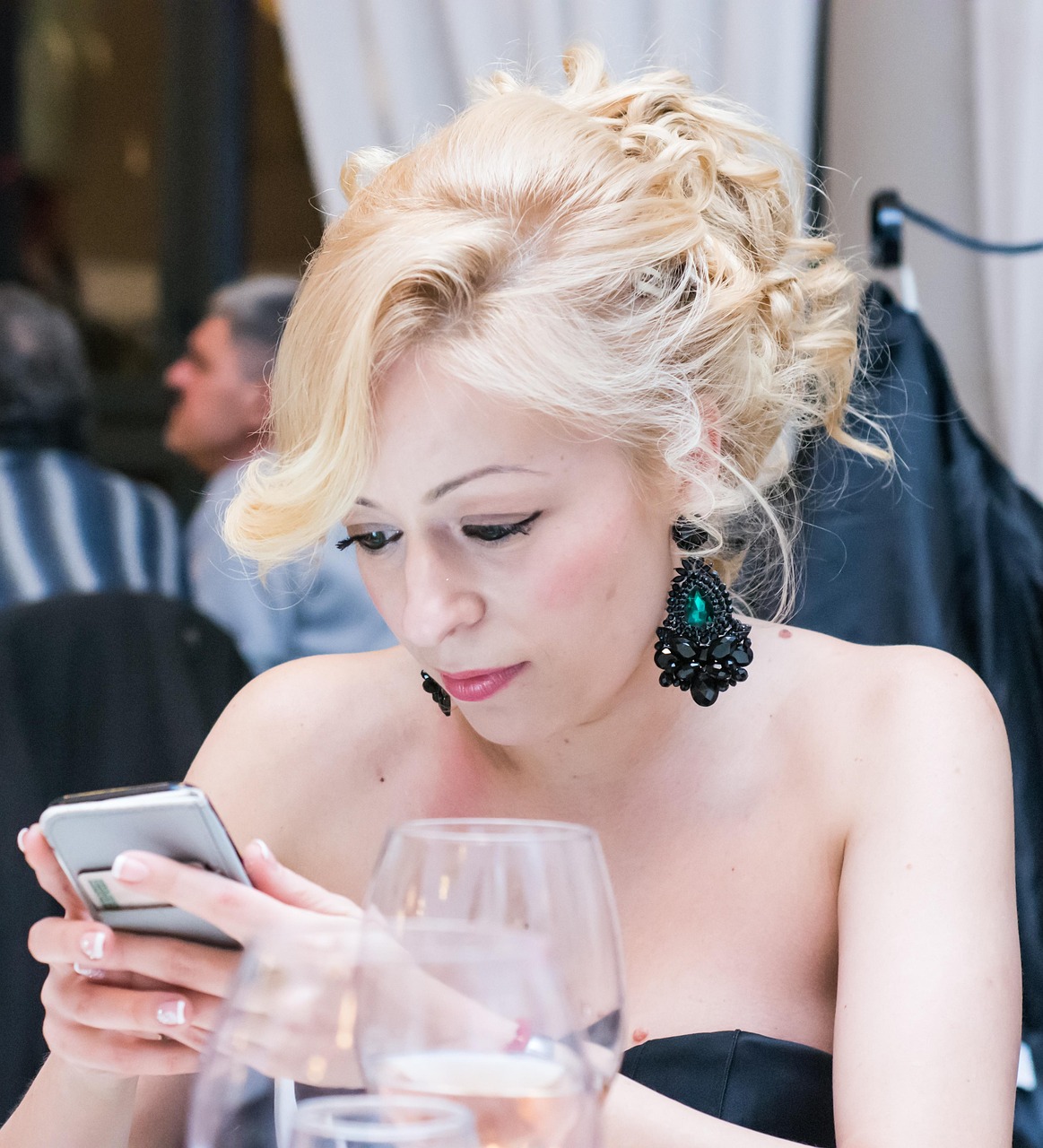 envoyez des sms personnalis&eacute;s pour engager efficacement vos clients avec des messages cibl&eacute;s et adapt&eacute;s &agrave; leurs besoins.